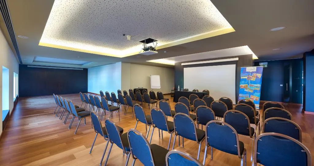 Conferences, The Views Baia -  Adults Only, Madeira
