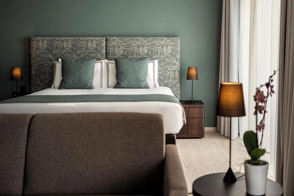 SUITE DELUXE KING BED Room, The Waterfront Hotel, Malta