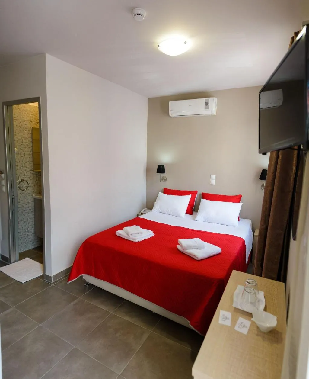 Room, Hotel Lux, Athens