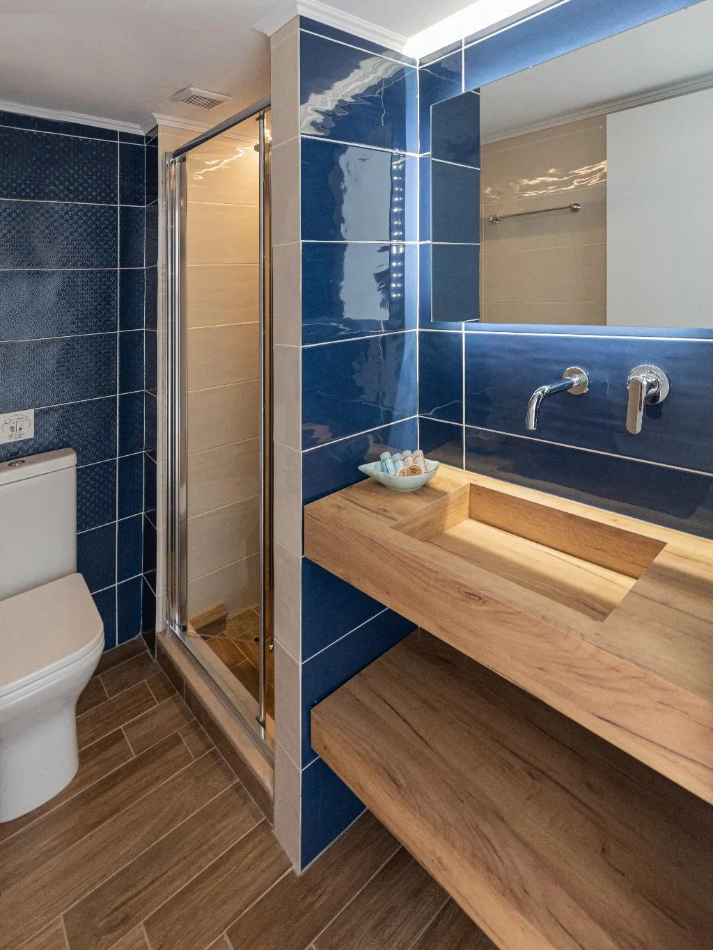 SUITE SEA VIEW CAPACITY 4 Room, Triton Authentic Cretan Hotel, Crete