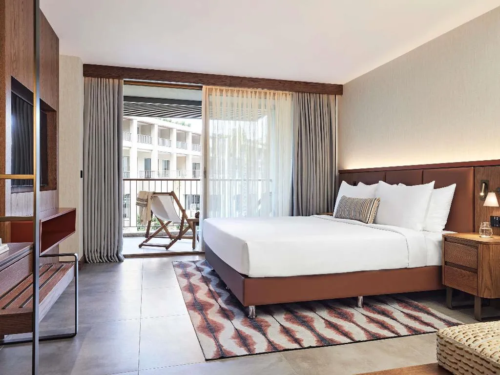 DOUBLE POOL VIEW KING BED Room, Hyde Bodrum ALL INCLUSIVE, Bodrum