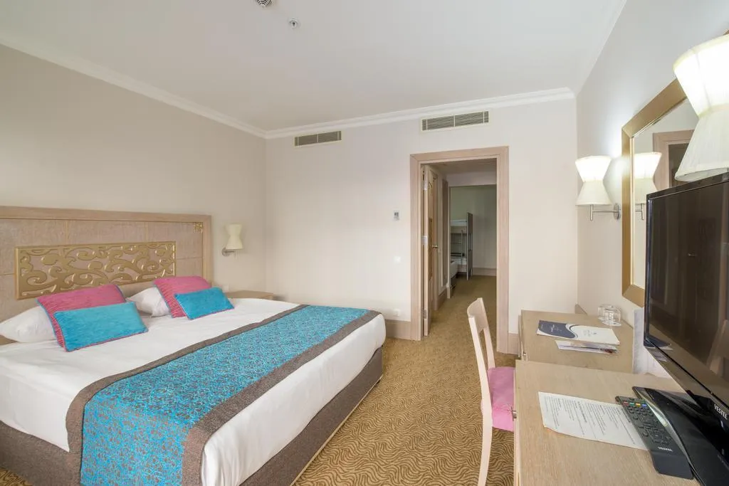 FAMILY ROOM BUNK BED Room, Crystal Family Comfort Collection, Antalya