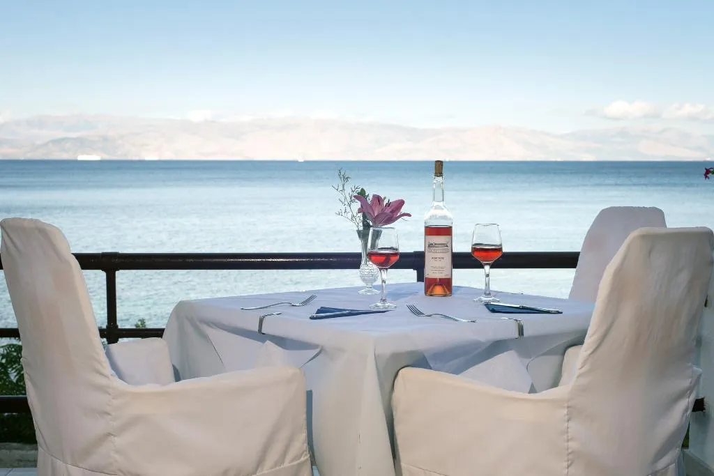 Restaurant, Kaiser Bridge, Corfu