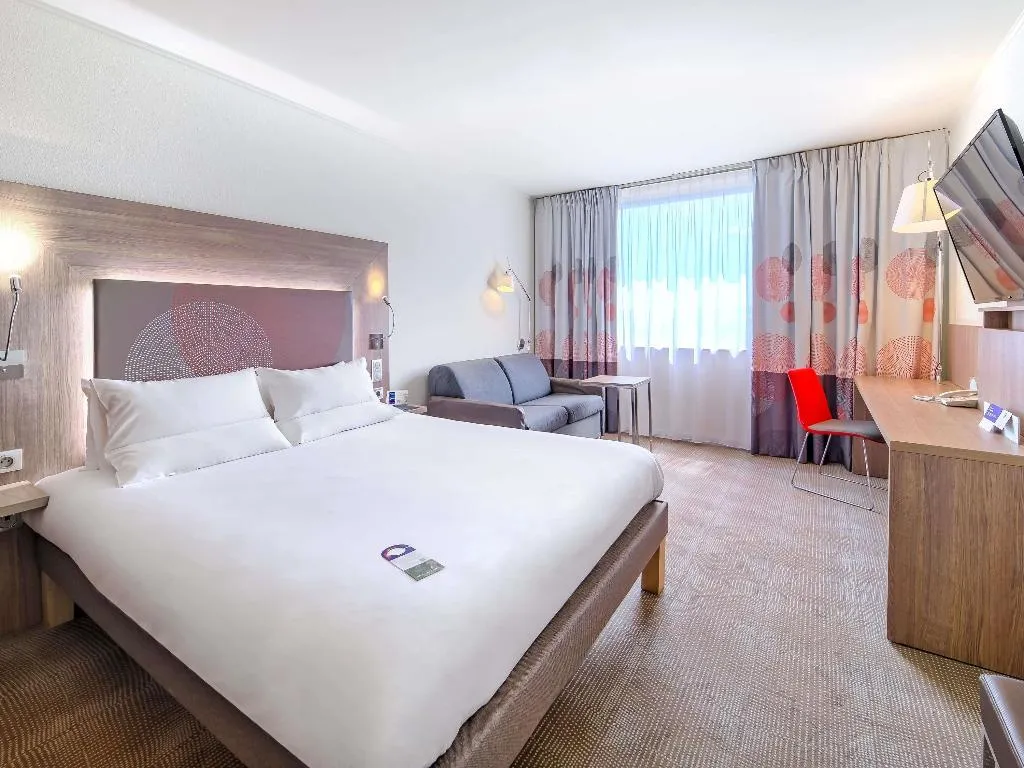 DOUBLE QUEEN SIZE BED Room, Novotel Krakow Centrum, Krakow