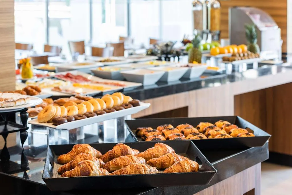 Restaurant, Hotel Madrid Chamartín Affiliated by Meliá, Madrid