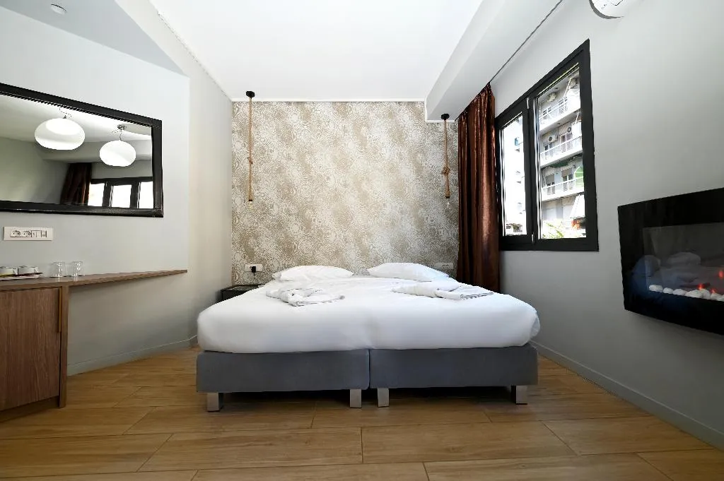 DOUBLE STANDARD Room, Urban Core Residence, Athens