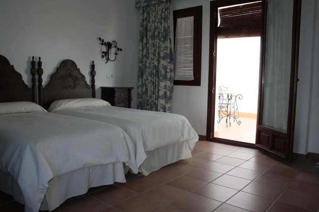 HOUSE CAPACITY 6 Room, Hacienda Olontigi, Andalucia