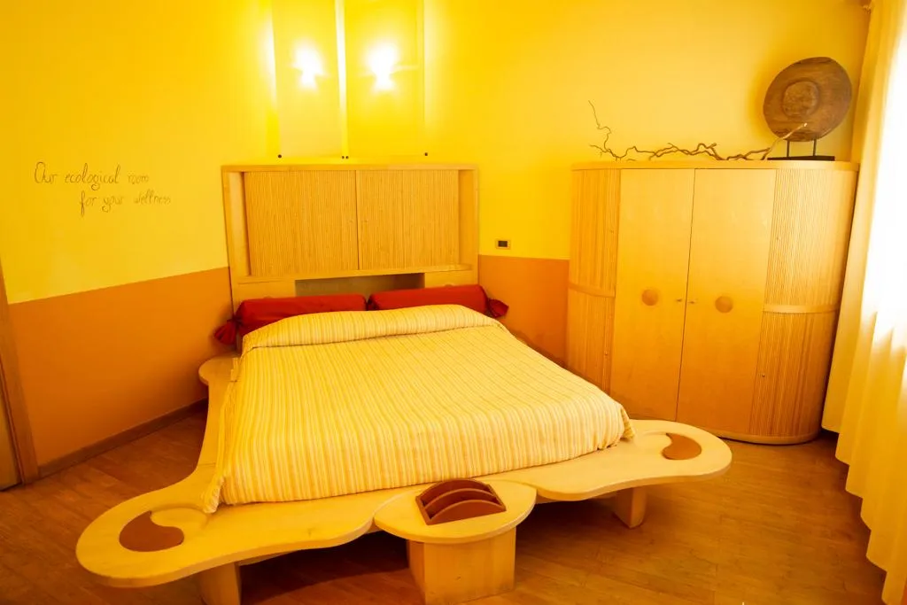 JUNIOR SUITE STANDARD Room, Eco Hotel Milano & Bioriso Restaurant, Milan