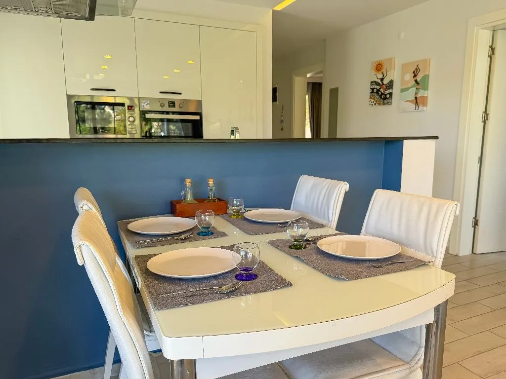 APARTMENT TWO BEDROOMS Room, Lavender Residence, Izmir
