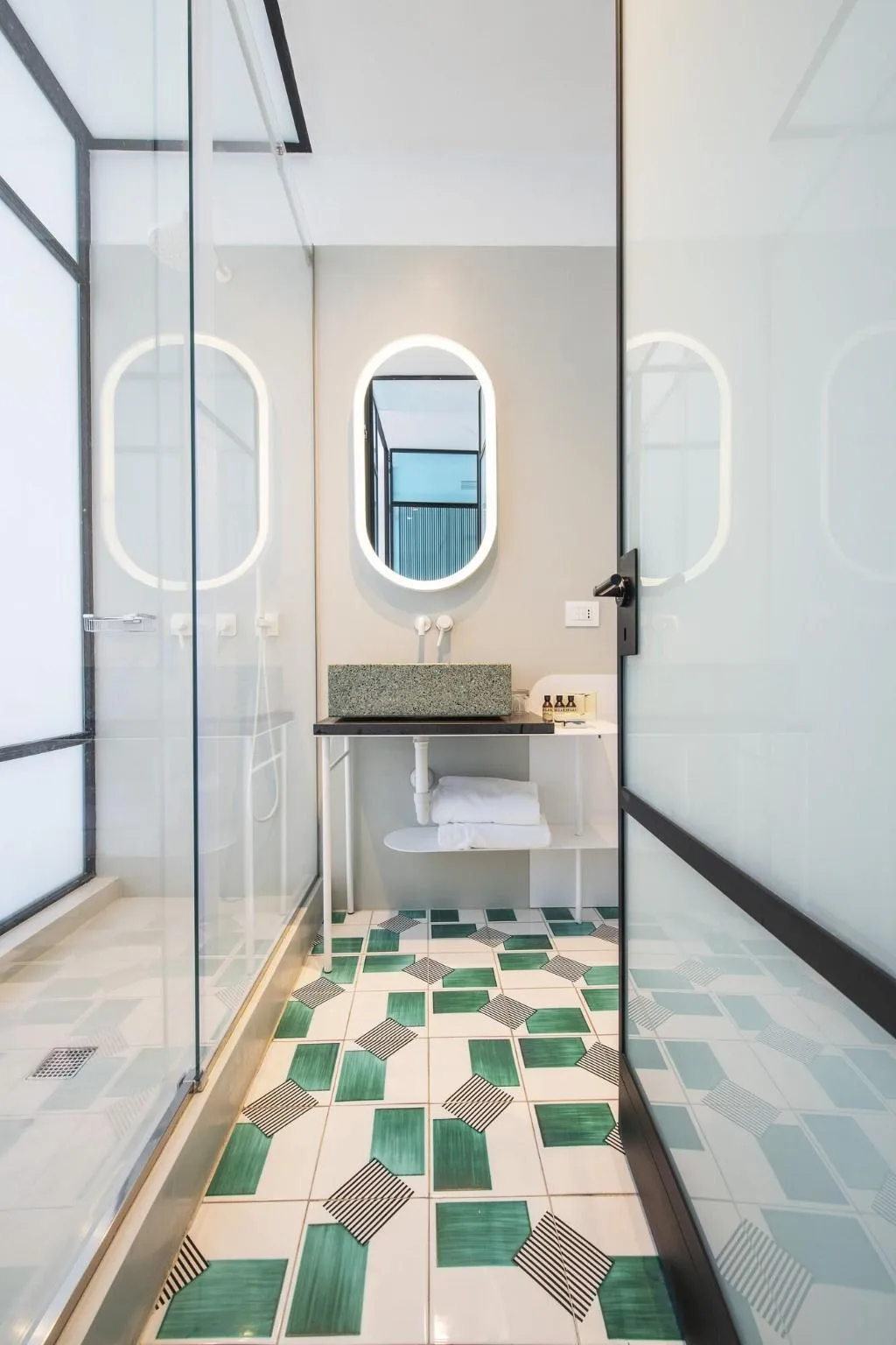 Room, Miramare Sea Resort and Spa, Naples
