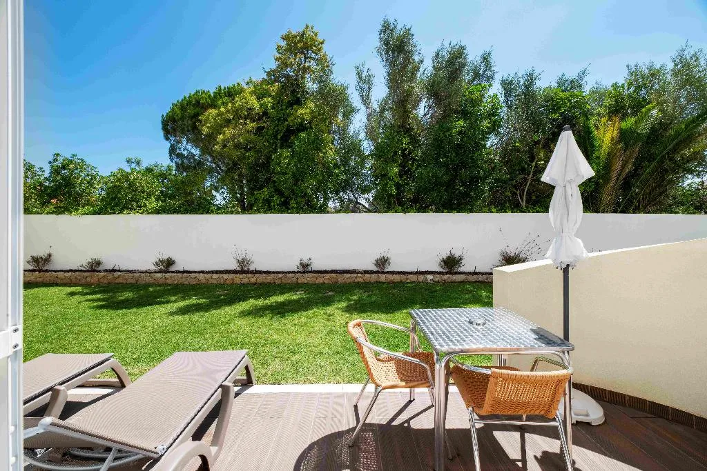 STUDIO PREMIUM GARDEN VIEW Room, AlvorMar Apartamentos Turisticos, Algarve
