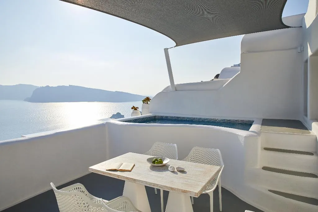 SUITE STANDARD Room, La Perla Villas and Suites, Santorini