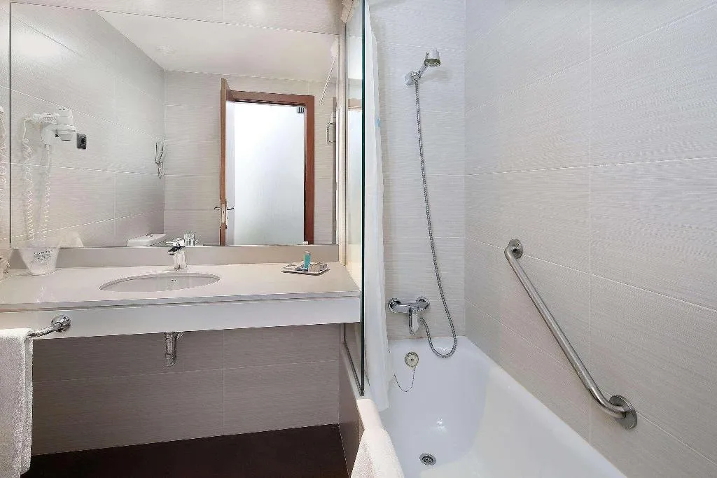 Room, Arco Barcelona, Barcelona