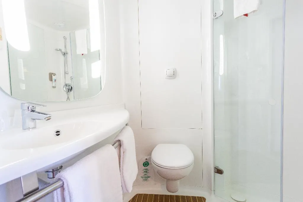 DOUBLE WITH DOUBLE BED Room, ibis Alicante Elche, Costa Blanca