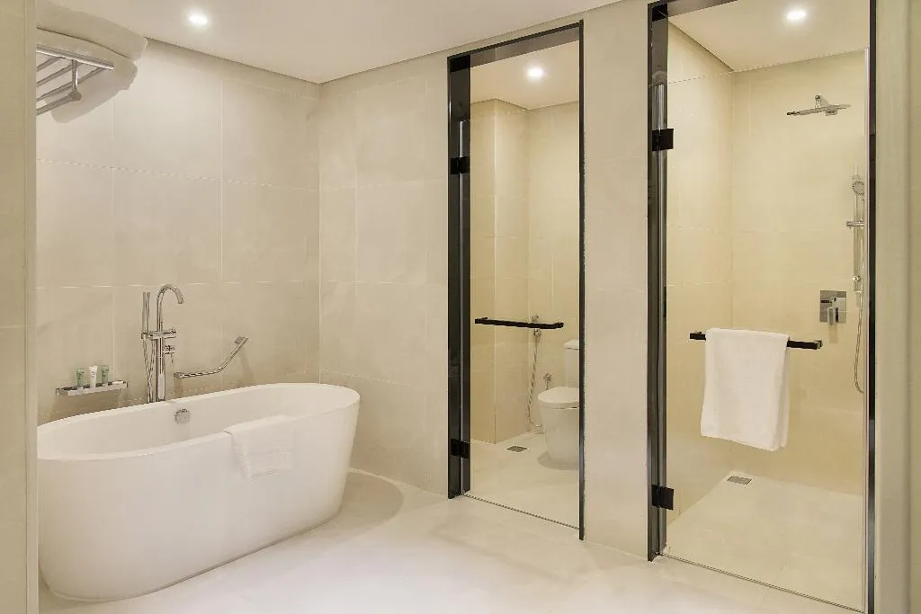 Double or Twin KING BED ONE BEDROOM  Room, Asiana Grand Hotel, Dubai