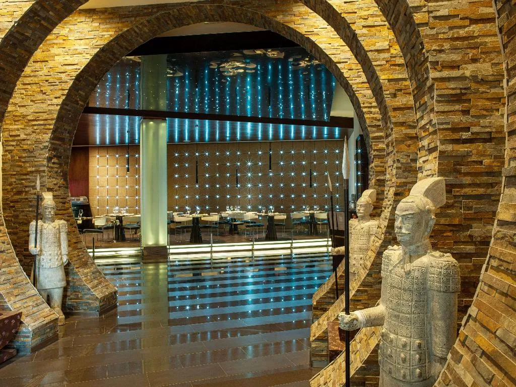 General view, Gran Melia Palacio de Isora, Tenerife