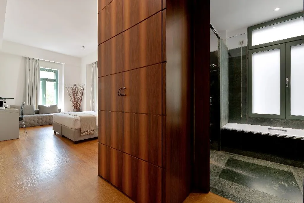 JUNIOR SUITE STANDARD Room, Athenaeum Eridanus Luxury Hotel, Athens