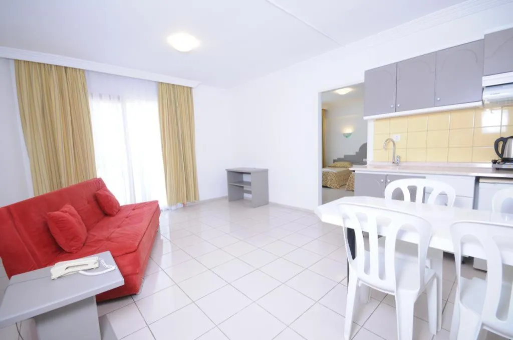 APARTMENT POOL VIEW ONE BEDROOM Room, Koçer Club Family Apartments, Dalaman