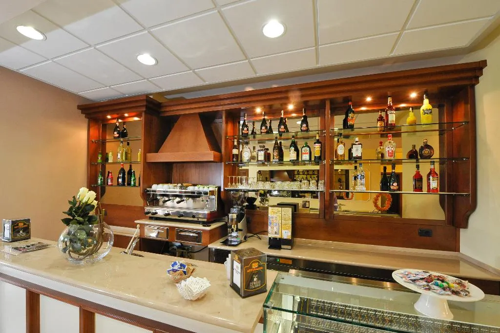 Bar, Hotel Roma Tiburtina, Rome
