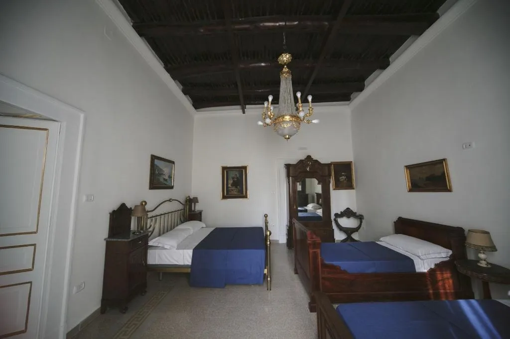 Room, Area Angioina Suites, Naples