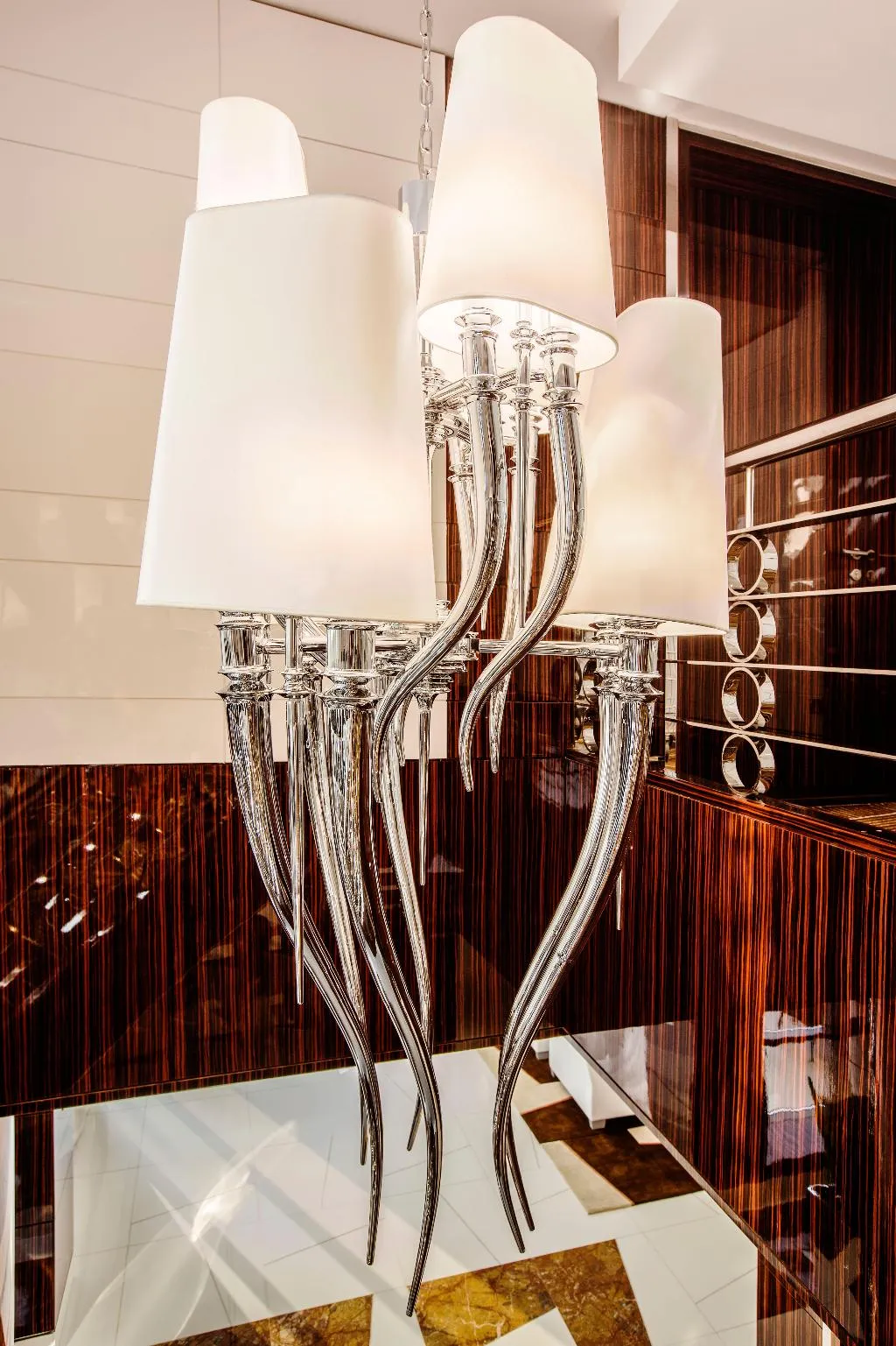 SUITE FOUR BEDROOMS Room, Hilton Dubai The Walk, Dubai