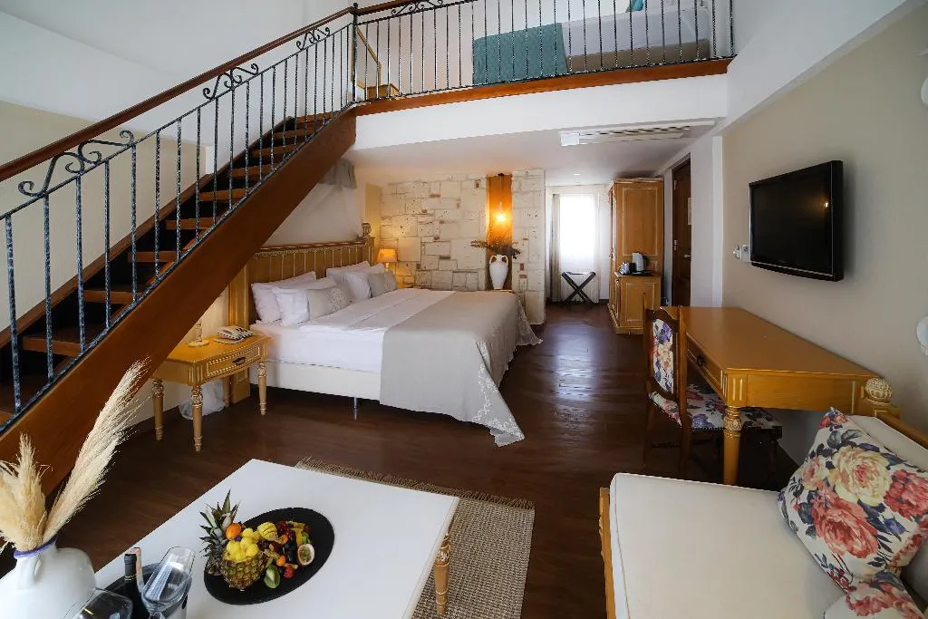 SUITE STANDARD Room, Cocos the Club Solto, Izmir