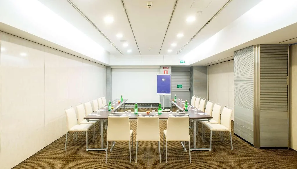 Conferences, NH Milano 2, Milan