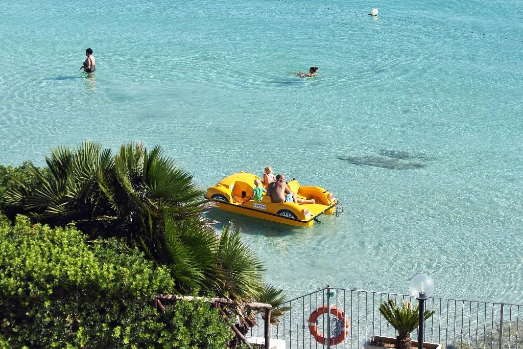 Sports and Entertainment, Punta Negra, Alghero