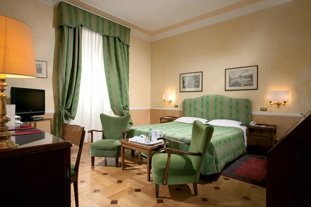 DOUBLE SINGLE USE PREMIUM Room, Bettoja Hotel Massimo d'Azeglio, Rome