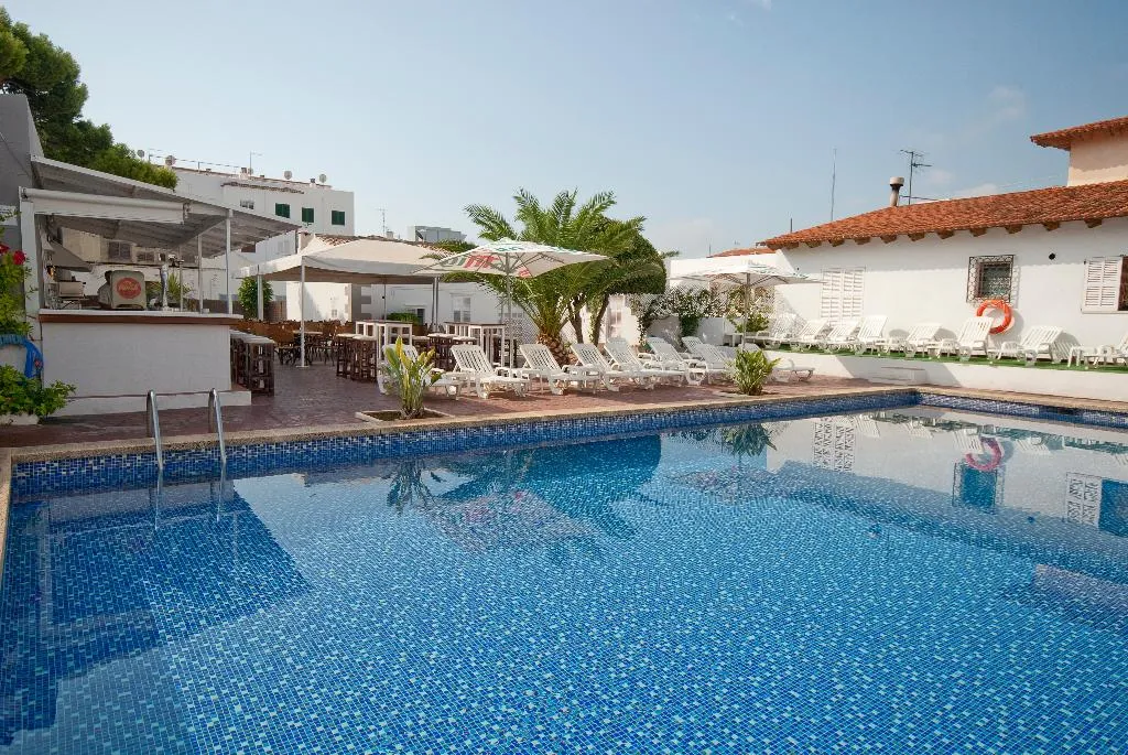 Pool, Hostal Montesol, Majorca