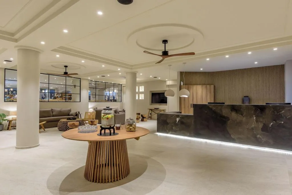 Lobby, Neptuno Beach Hotel, Crete
