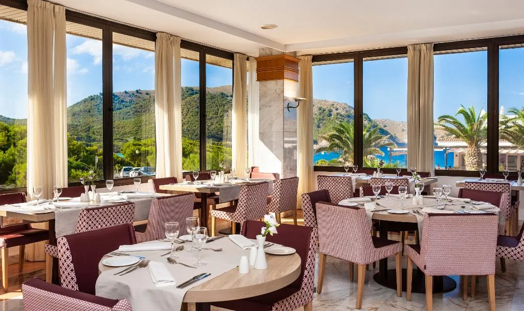 Restaurant, S'Entrador Playa, Majorca