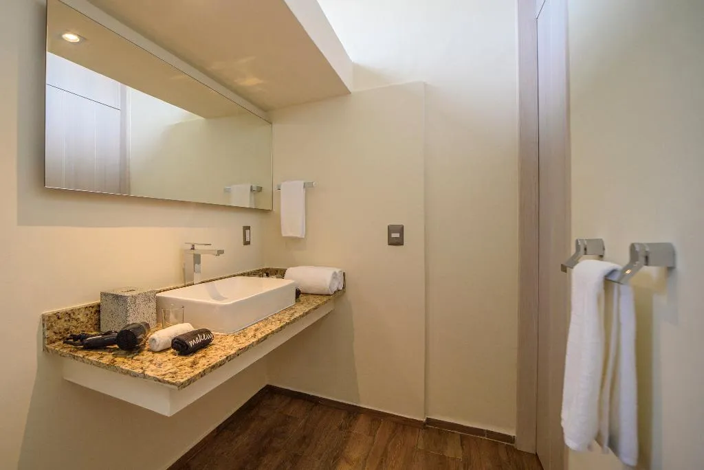 DOUBLE SUPERIOR WITH TERRACE Room, K'uyen Boutique Hotel, Cancun Area