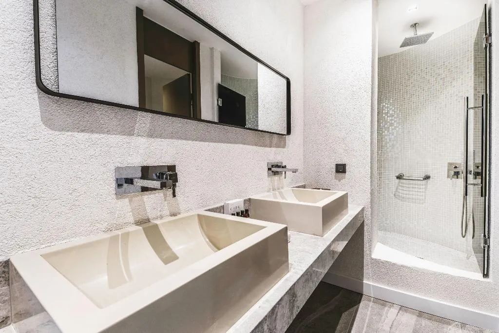 SUITE THREE BEDROOMS THREE BATHROOMS Room, Cape Bodrum Luxury Hotel & Beach, Bodrum