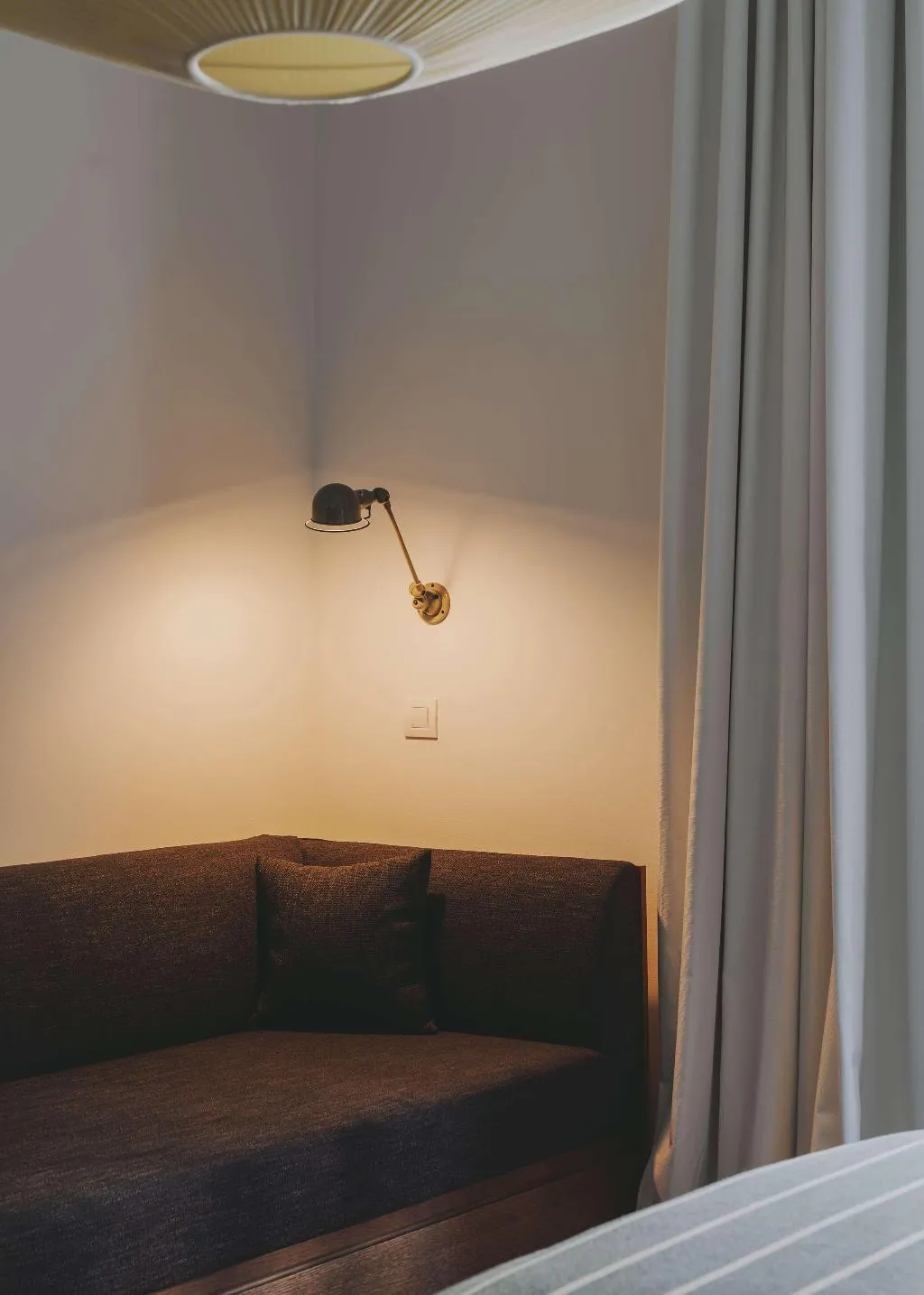 Room, Regina, Barcelona