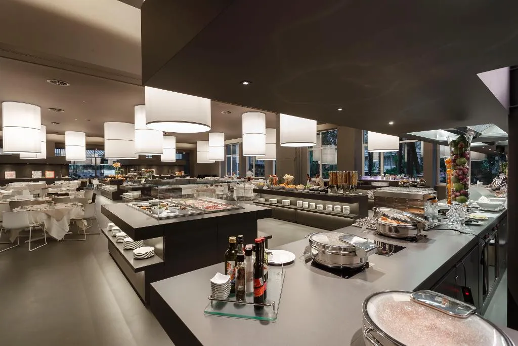 Restaurant, Grand Resort Du Lac Et Du Parc, Milan