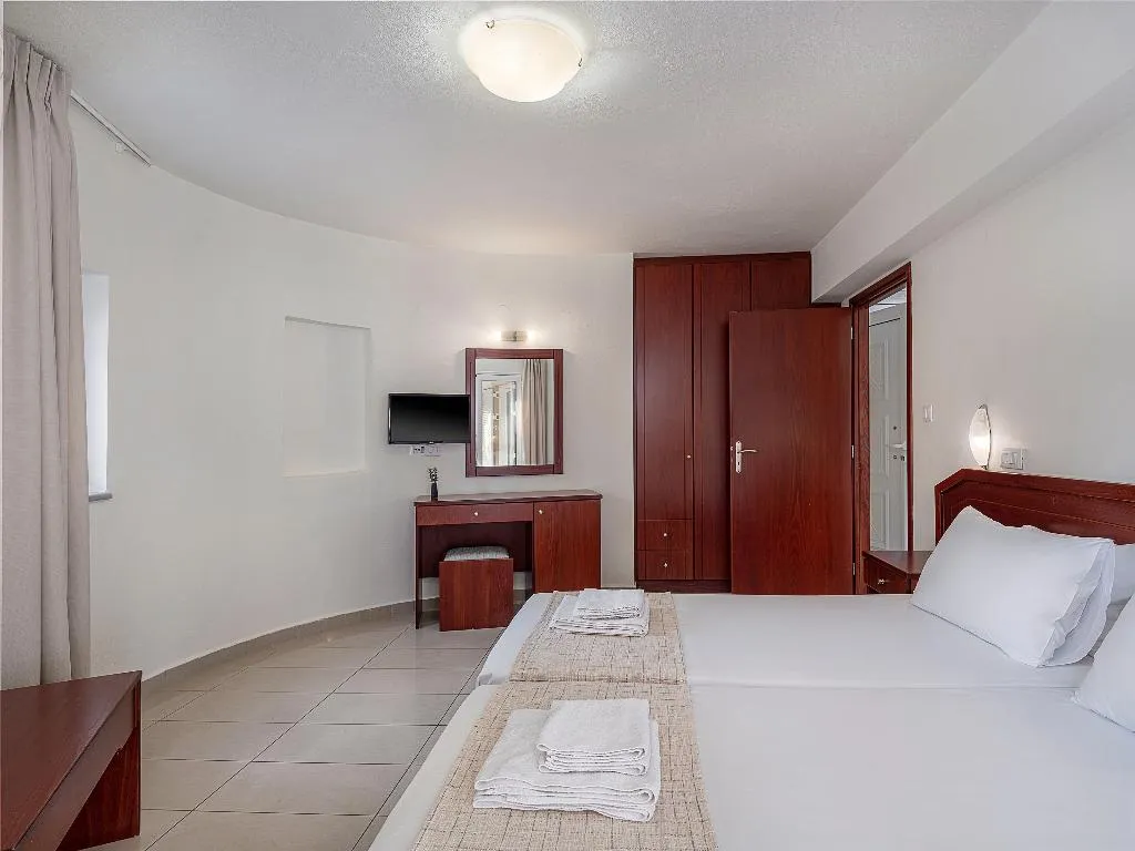 APARTMENT ONE BEDROOM Room, Artemis Apartments, Crete