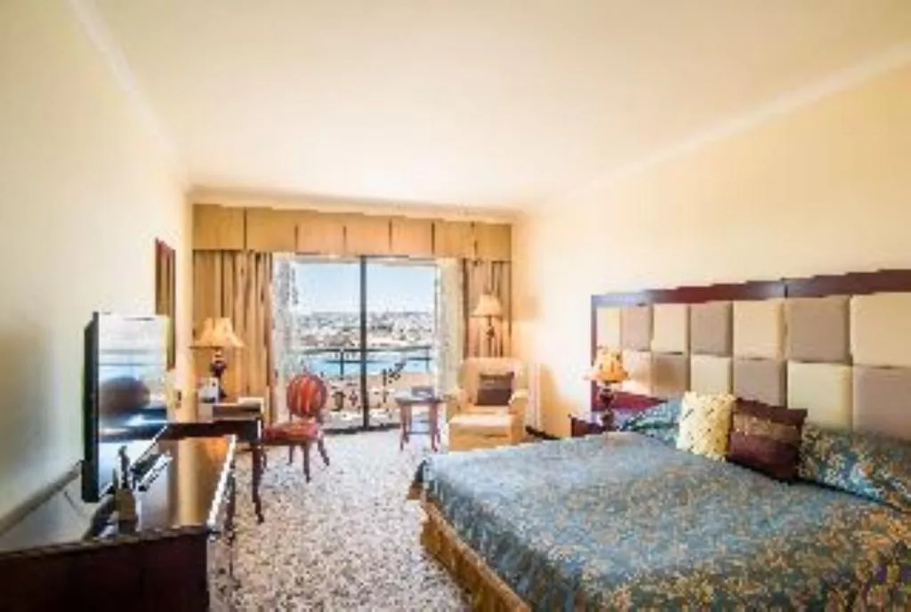 Double or Twin SUPERIOR SIDE SEA VIEW Room, Grand Hotel Excelsior, Malta
