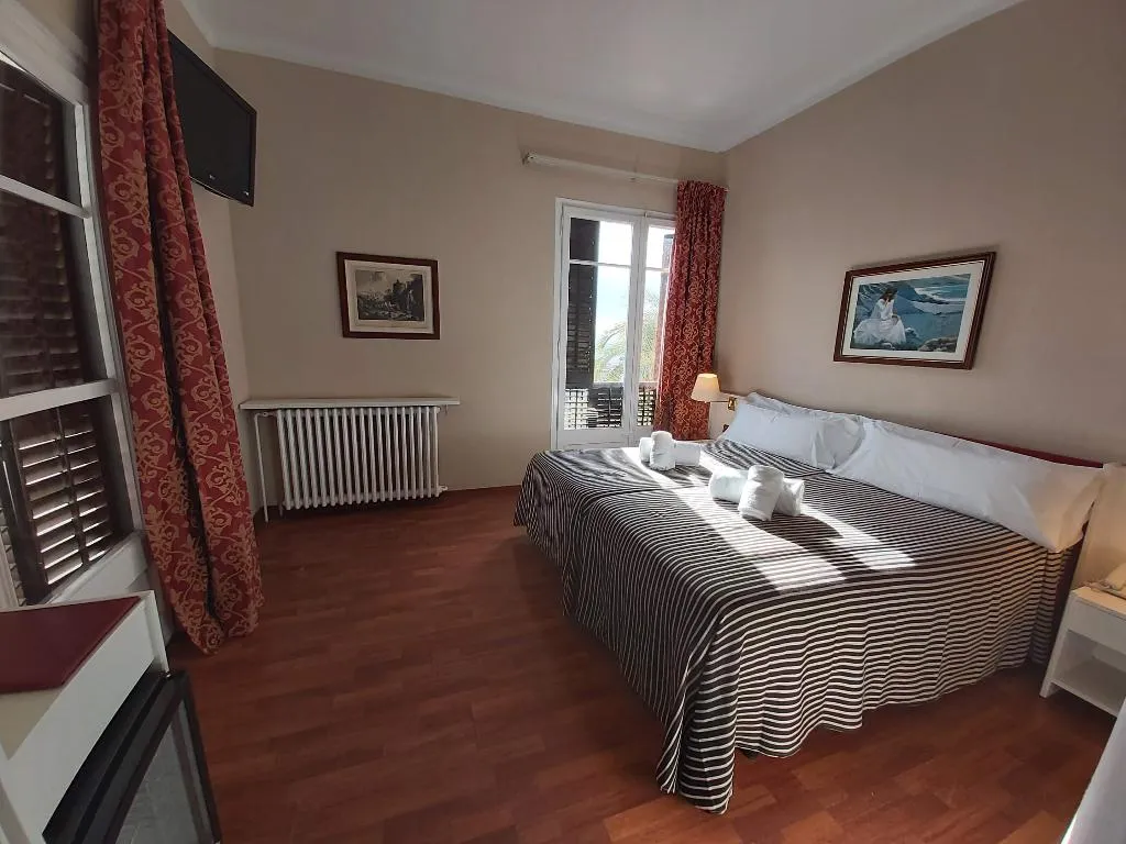TWIN STANDARD Room, El Castell Hotel, Barcelona