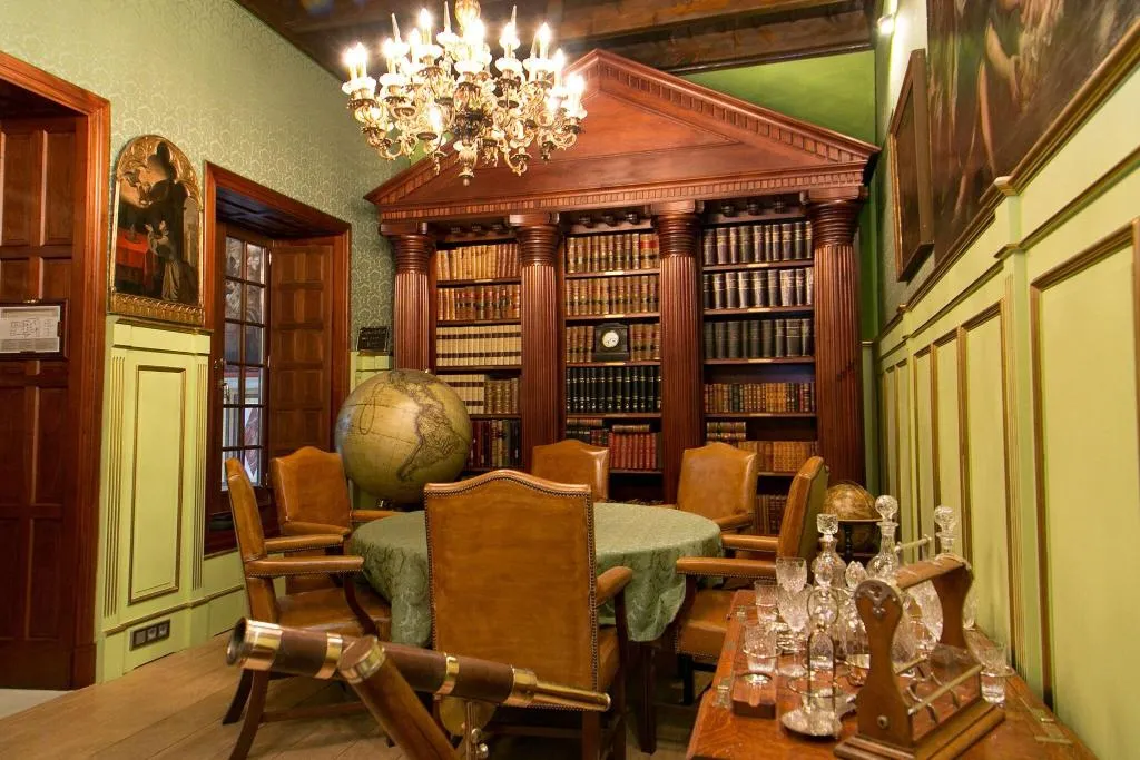 Lobby, Ateneo Sevilla, Seville