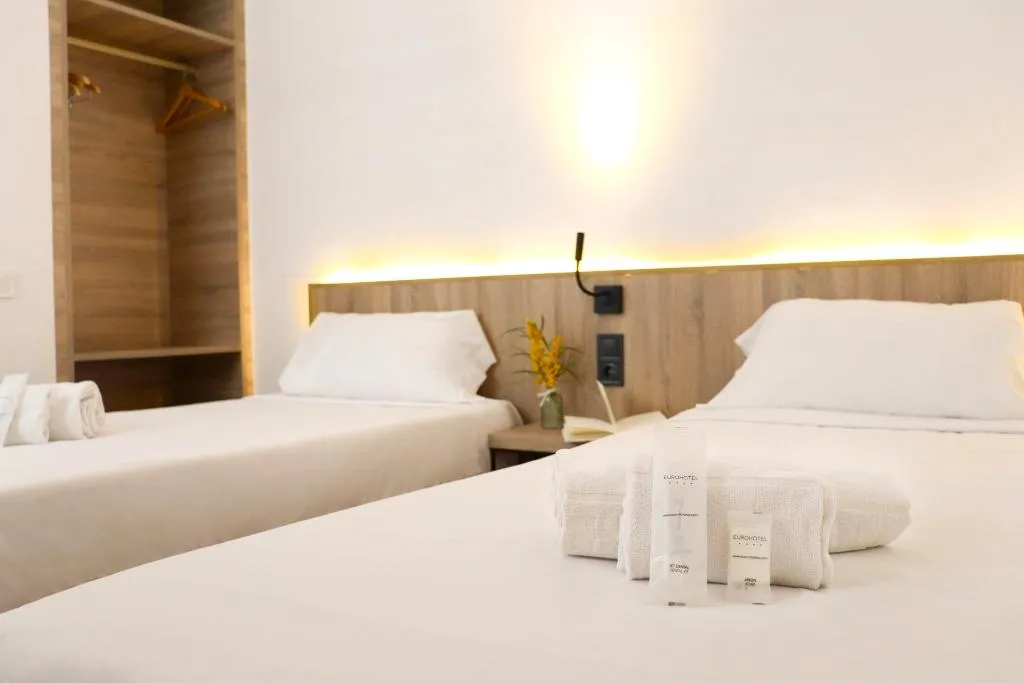FAMILY ROOM STANDARD Room, Eurohotel Diagonal Port, Barcelona