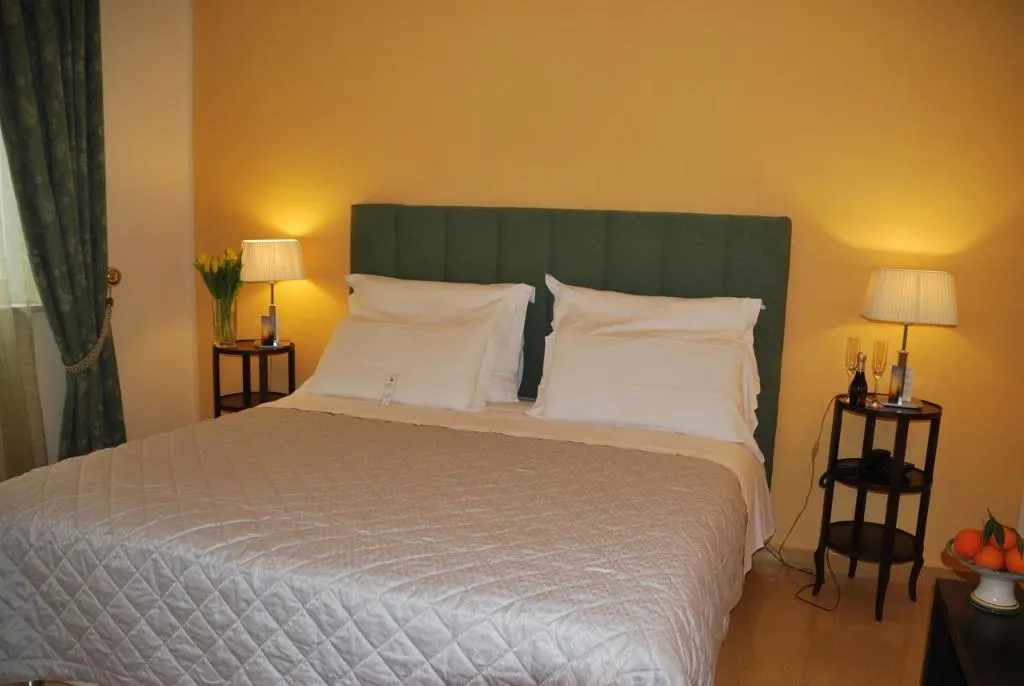 Room, Domus Mariae Benessere, Catania