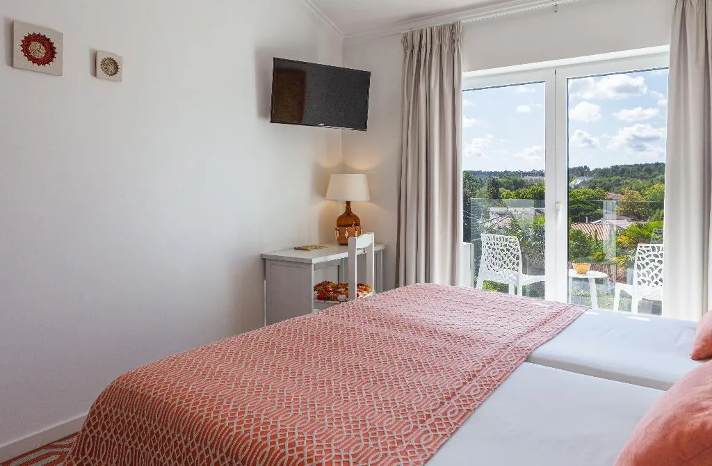 DOUBLE SUPERIOR Room, Casa do Outeiro, Arts & Crafts Boutique Hotel, Porto