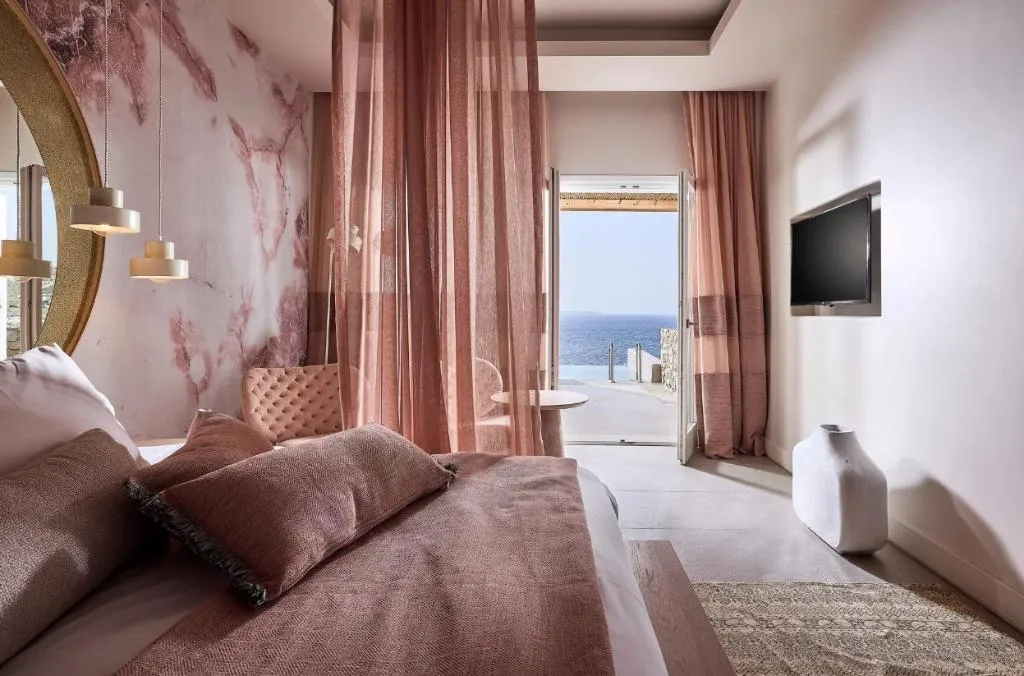 SUITE EXECUTIVE SEA VIEW Room, Amazon Mykonos Resort & Spa, Mykonos