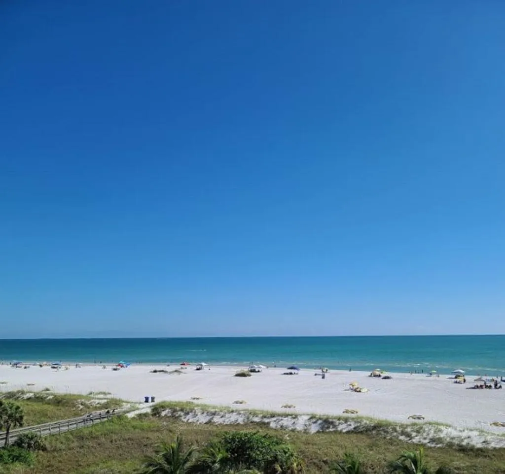Beach, Sunset Vistas Beachfront Suites, St Petersburg, Florida