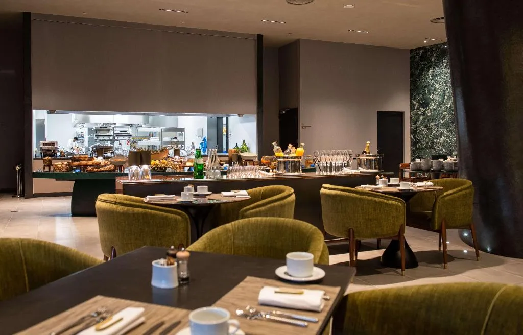 Restaurant, Hilton Porto Gaia, Porto