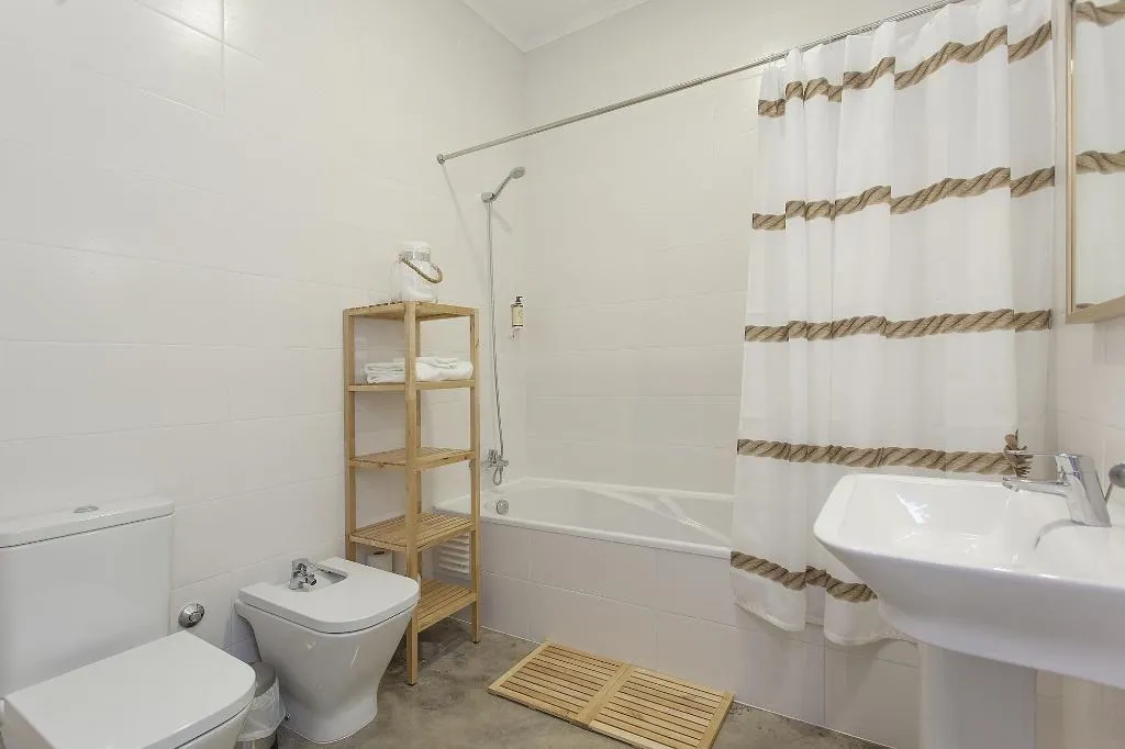 Room, Emporium Lisbon Suites, Lisbon