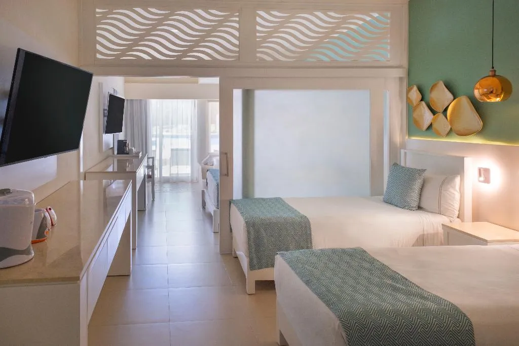 FAMILY ROOM ONE BEDROOM Room, Iberostar Selection Riviera Cancun, Cancun Area