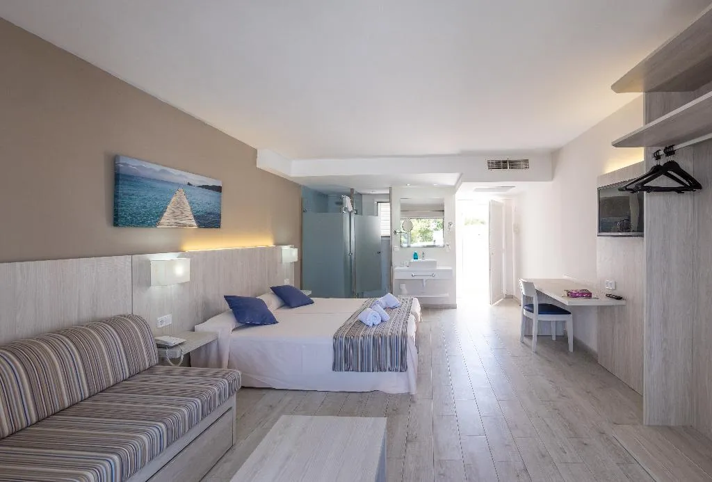 STUDIO STANDARD Room, Hotel Club Es Talaial, Majorca