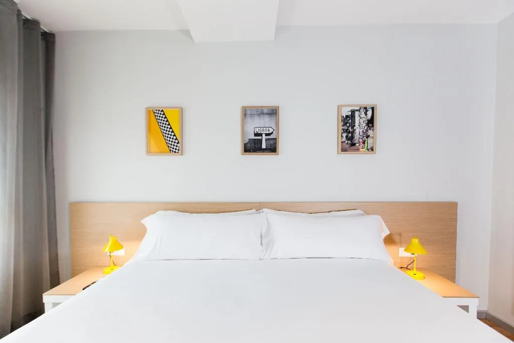 APARTMENT CAPACITY 2 Room, Valenciaflats Ciudad de las Ciencias, Valencia